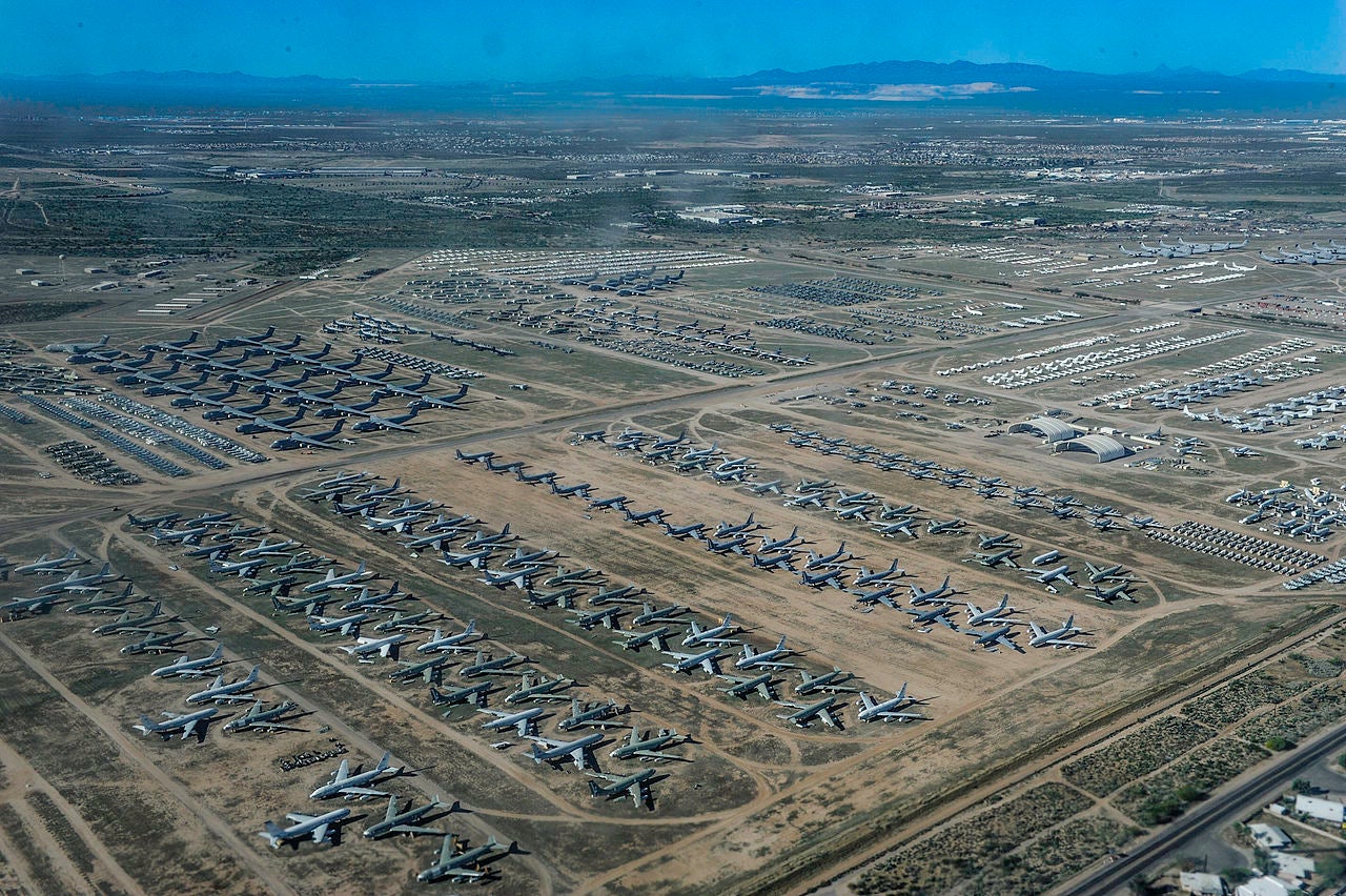 message-editor%2F1594662926326-1280px-aerial_view_of_davis-monthan_afb_amarg_in_march_2015.jpeg