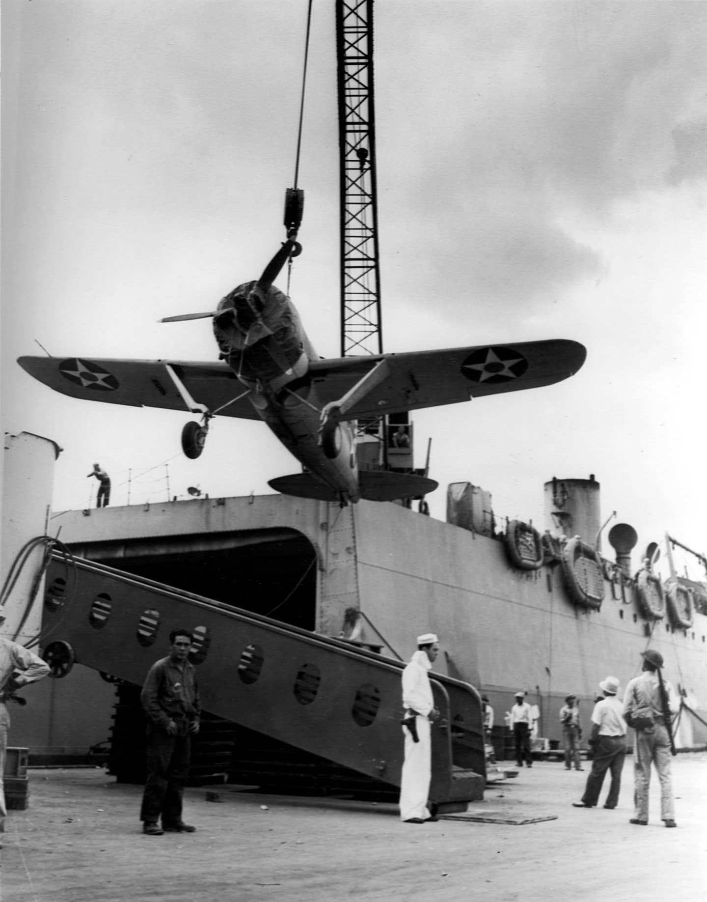 message-editor%2F1638896822617-brewster_f2a_lifted_on_aircraft_ferry_1941.jpg