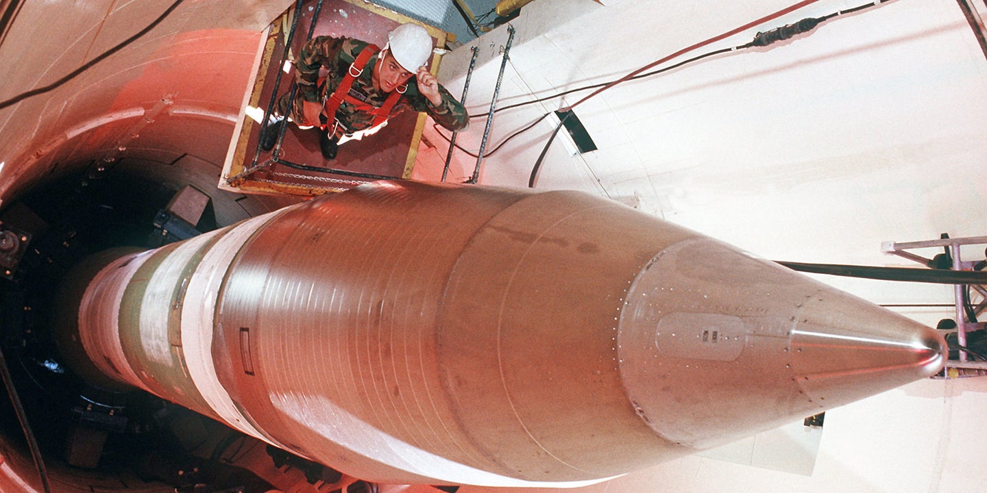 LGM-30 Minuteman III photo