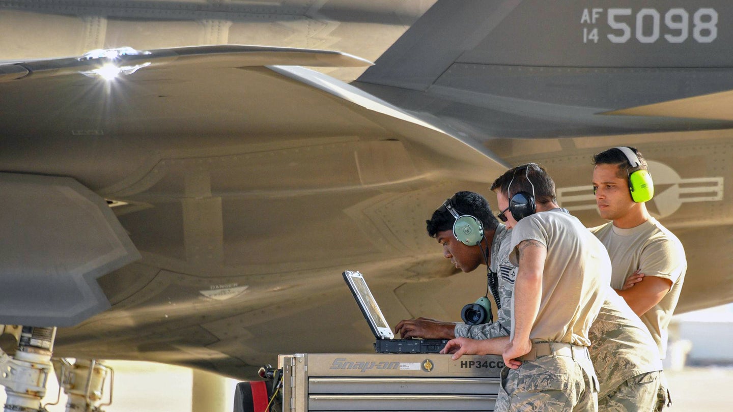 Airborne Electronic Warfare photo