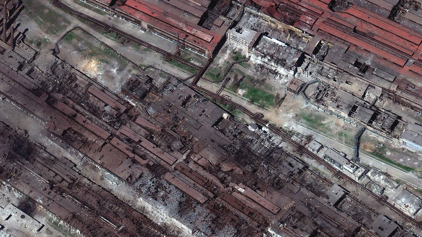 Damage to the Azovstal metallurgy complex amid an ongoing siege by Russian forces against the Ukrainian National Guard's Azov Regiment dug into the facility. (<em>Imagery by Maxar Technologies</em>.)