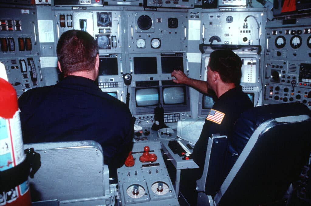 NR-1's tight cockpit during a mission in 1995.