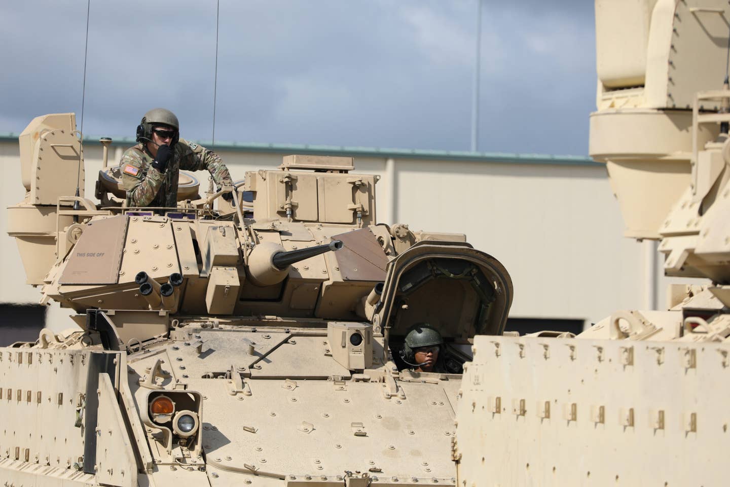The turret of a Bradley Fighting Vehicle sports a M242 25mm Bushmaster chain gun. U.S. Army photo by Sgt. Reginald Harvey