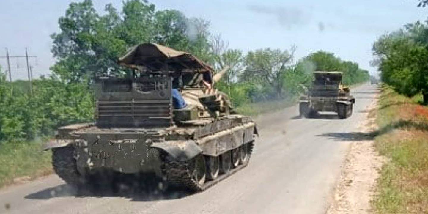 Ancient Russian T-62 Tanks Spotted Wearing Cage Armor In Ukraine