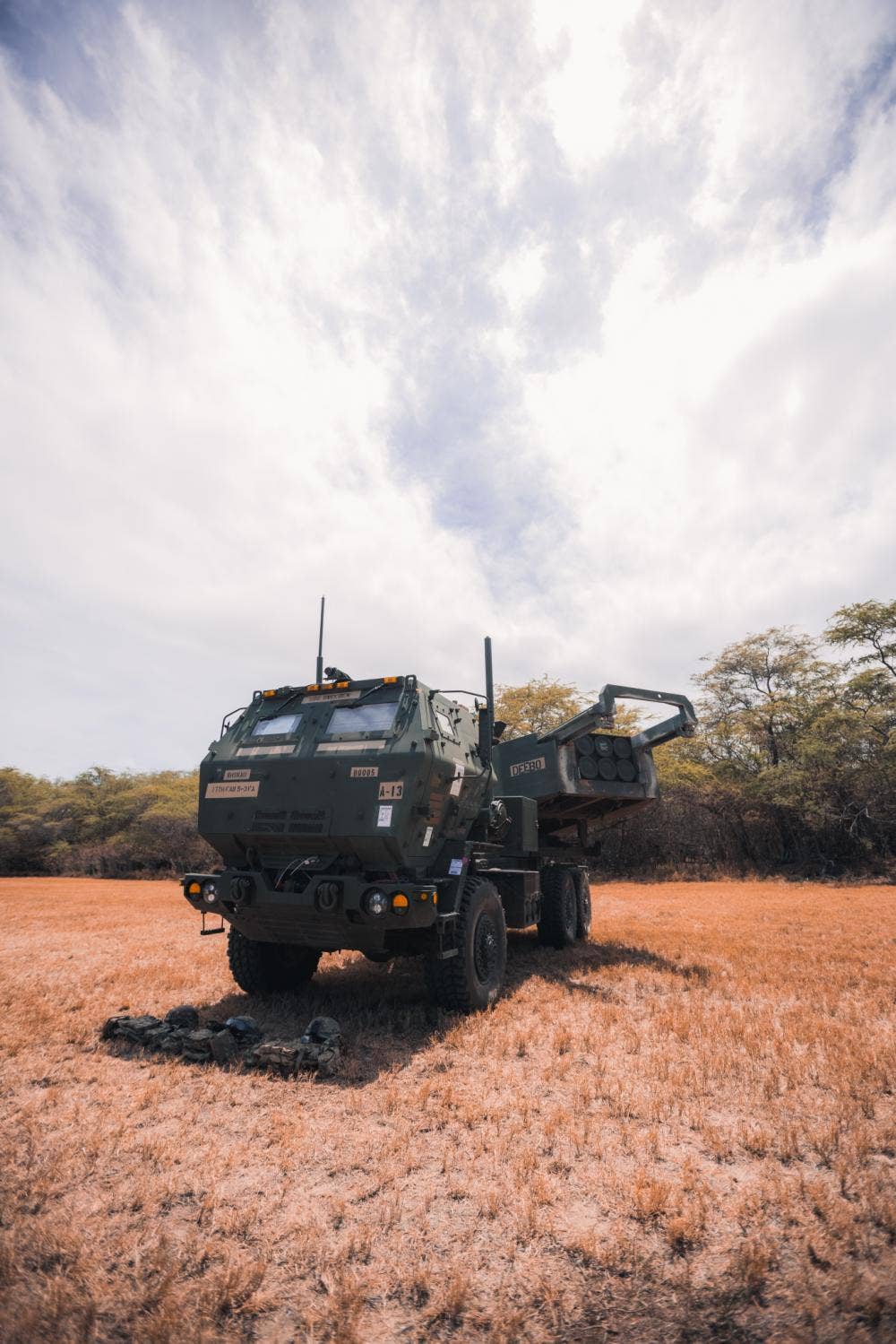 A High Mobility Artillery Rocket System (HIMAR) stands on display in advance of the sinking exercise (SINKEX) during Rim of the Pacific (RIMPAC) 2022. <em>Credit: &nbsp;Lt. Cmdr. Tony Wright/U.S. Army</em><a href="https://www.dvidshub.net/rss/personnel/1149297"></a>