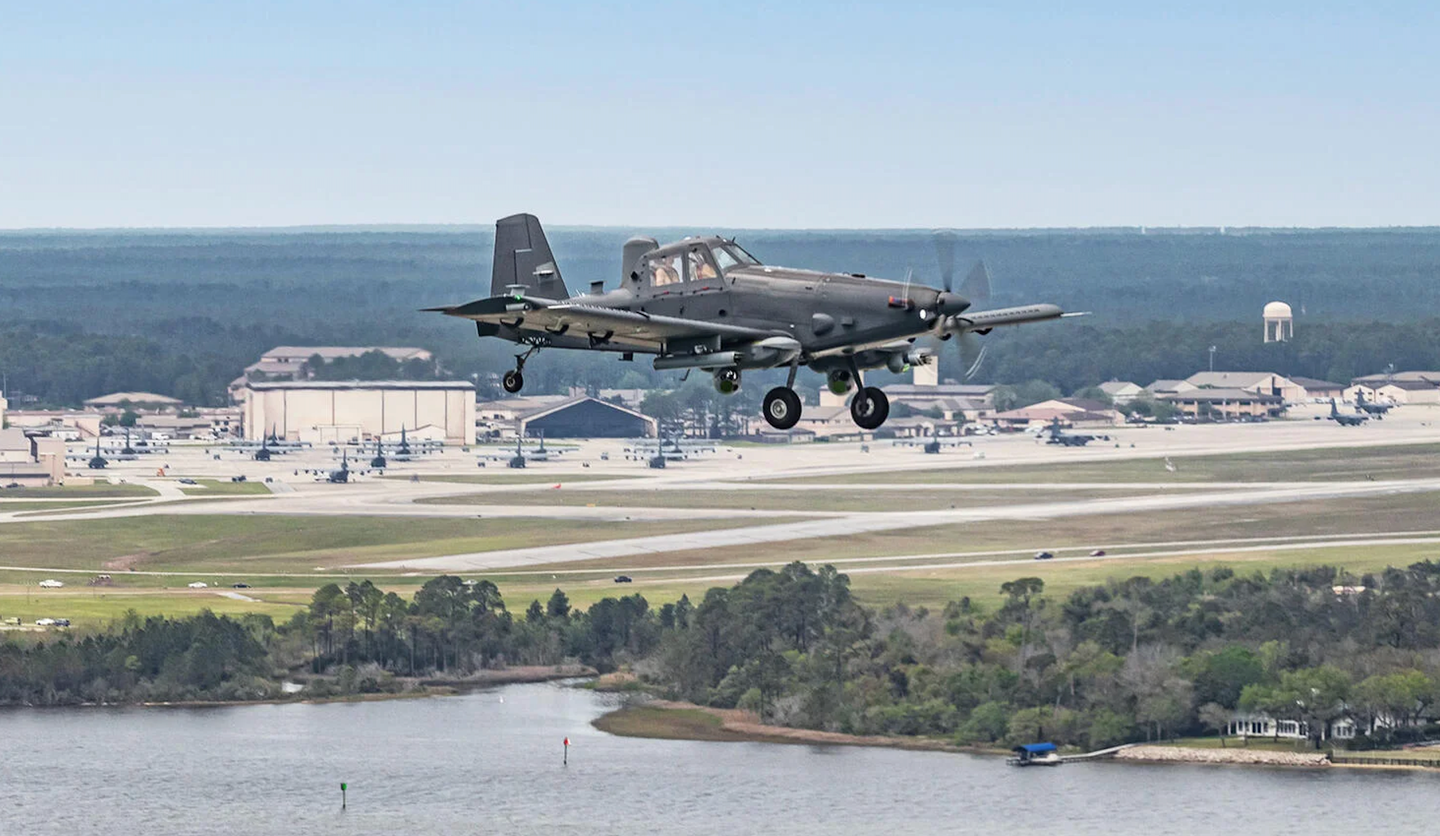 The AT-802U Sky Warden demonstrator over Eglin Air Force Base, Florida.&nbsp;<em>Air Tractor Inc.</em>