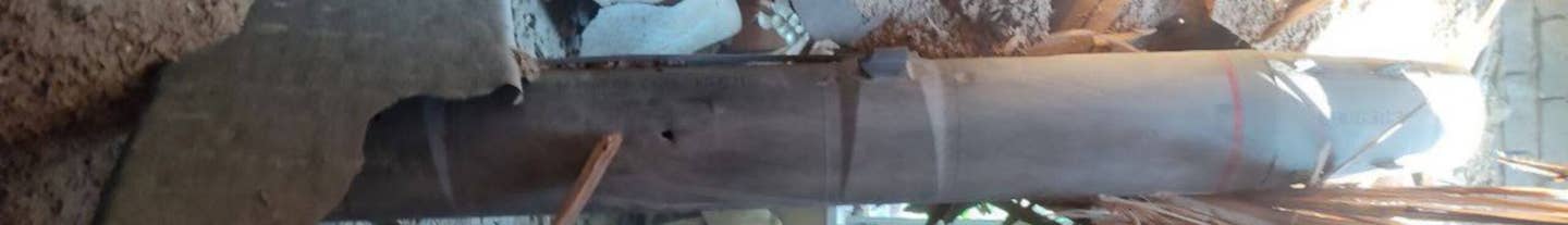 A look at the apparent AGM-88 rear body section said to have been recovered from a house in Kherson. <em>via Twitter</em>