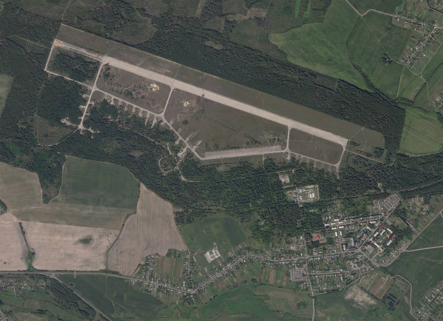 Ziabrovka Airbase. <em>PHOTO © 2022 PLANET LABS INC. ALL RIGHTS RESERVED. REPRINTED BY PERMISSION</em>