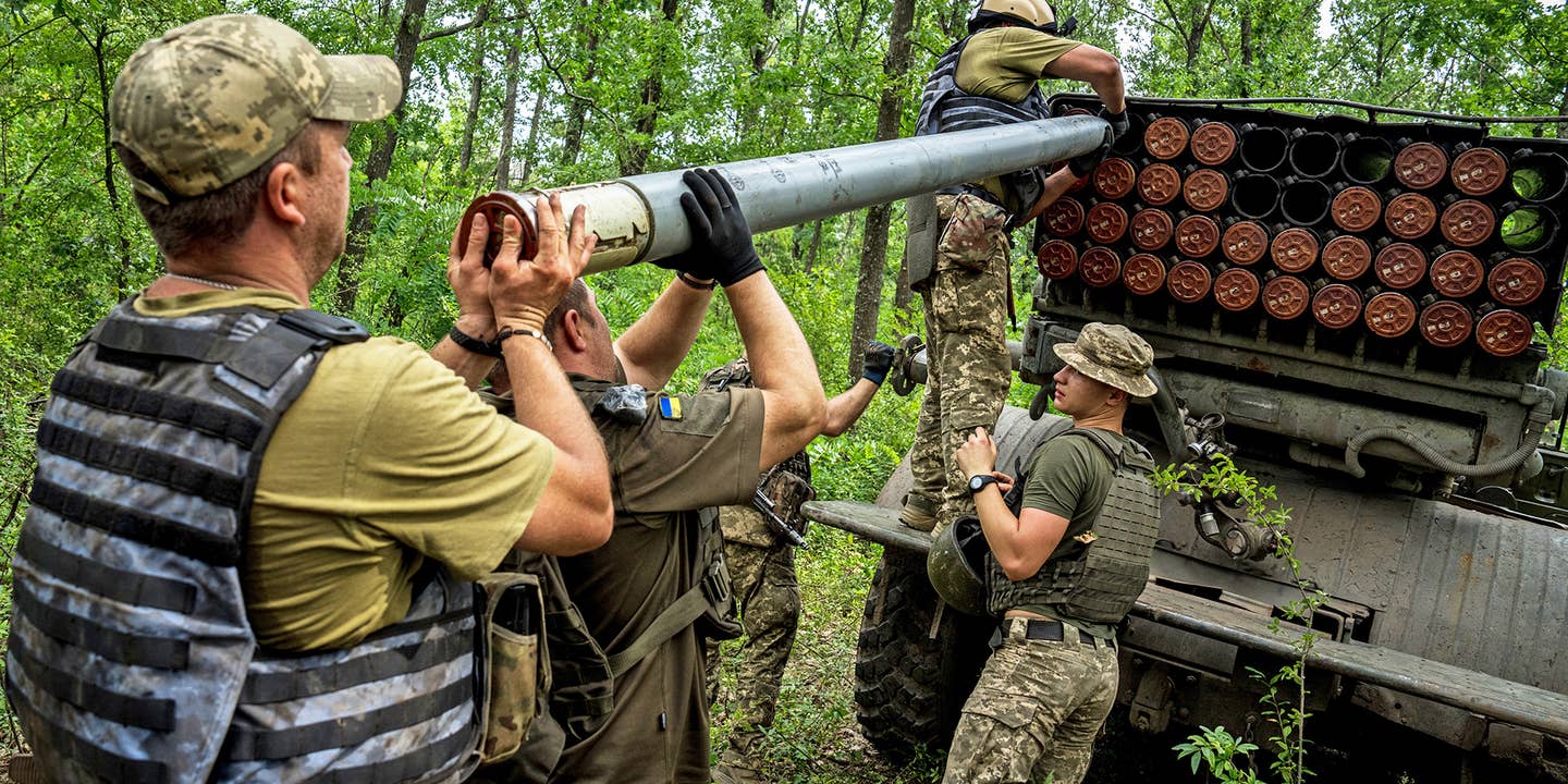 MLRS Ukraine troops
