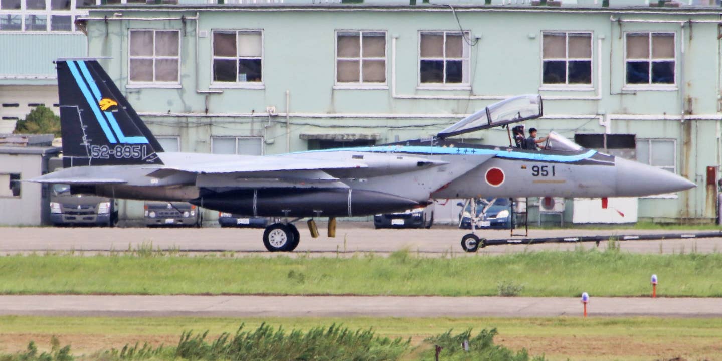 JASDF_F-15J_MAVERICK