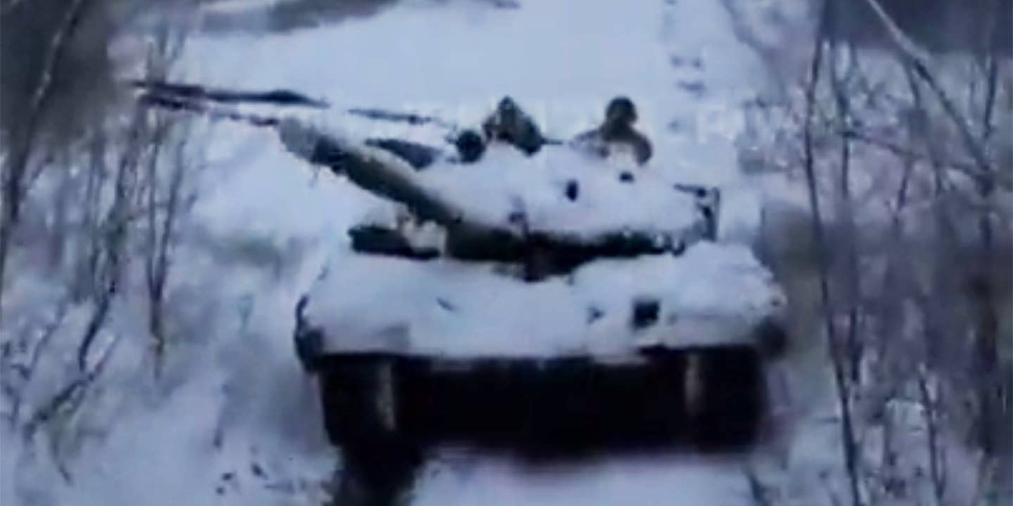 Tank snow Ukraine