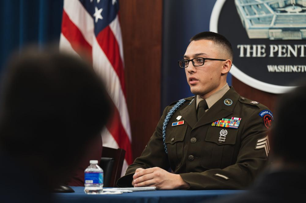 U.S. Army Sgt. Mickey Reeves, the winner of CENTCOM’s 2022 Innovation Oasis, conducts a press briefing on artificial intelligence and unmanned systems at the Pentagon. <em>Credit: U.S. Navy Petty Officer 2nd Class Alexander Kubitza</em>