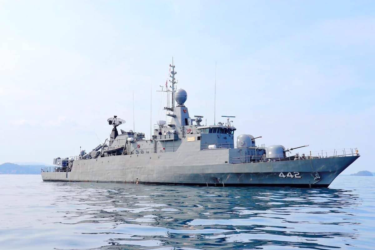 The <em>Ratanakosin</em> class corvette <em>Sukhothai </em>(FS-442).<em> RTN</em>