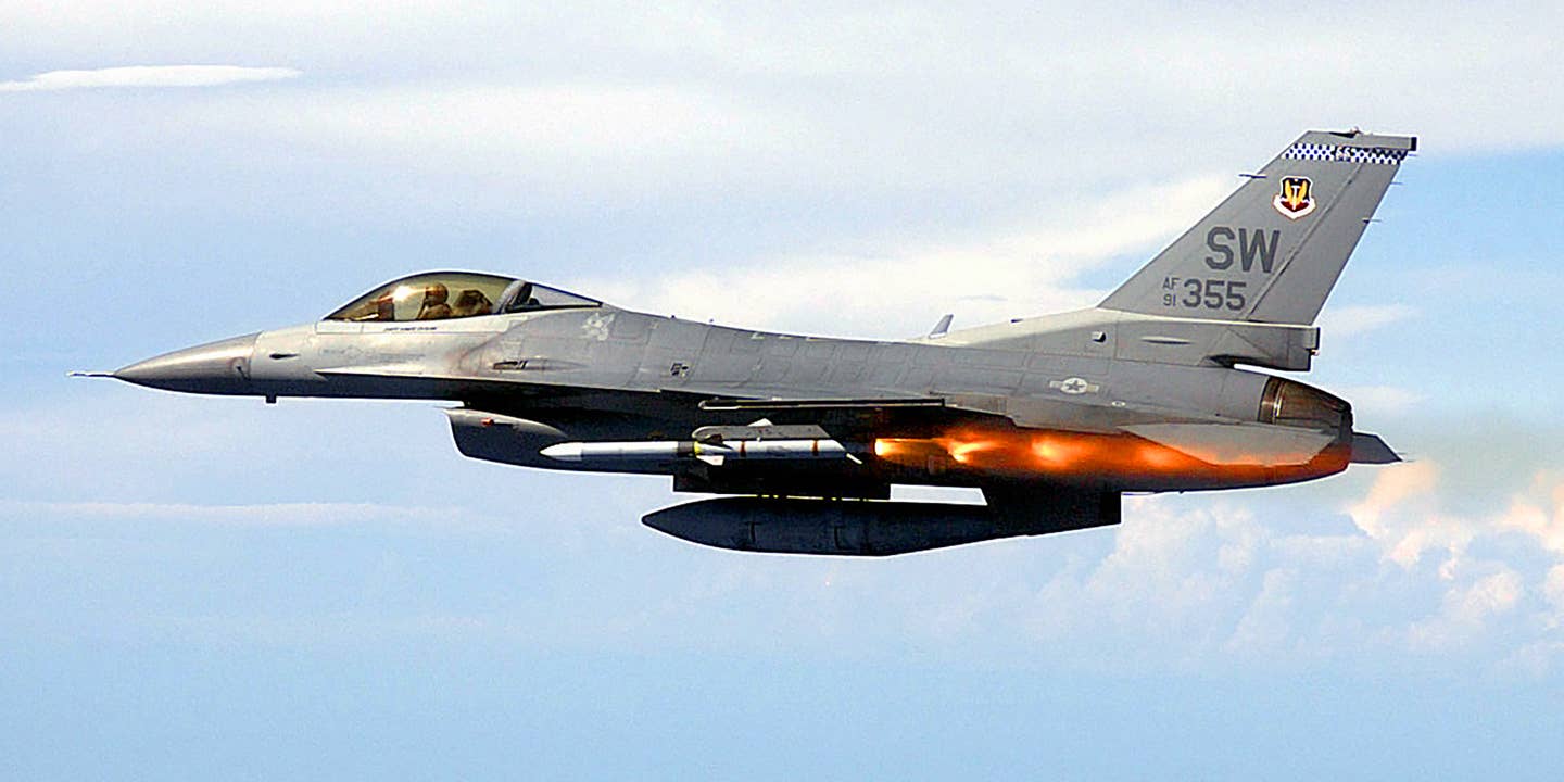 USAF First F-16 kill