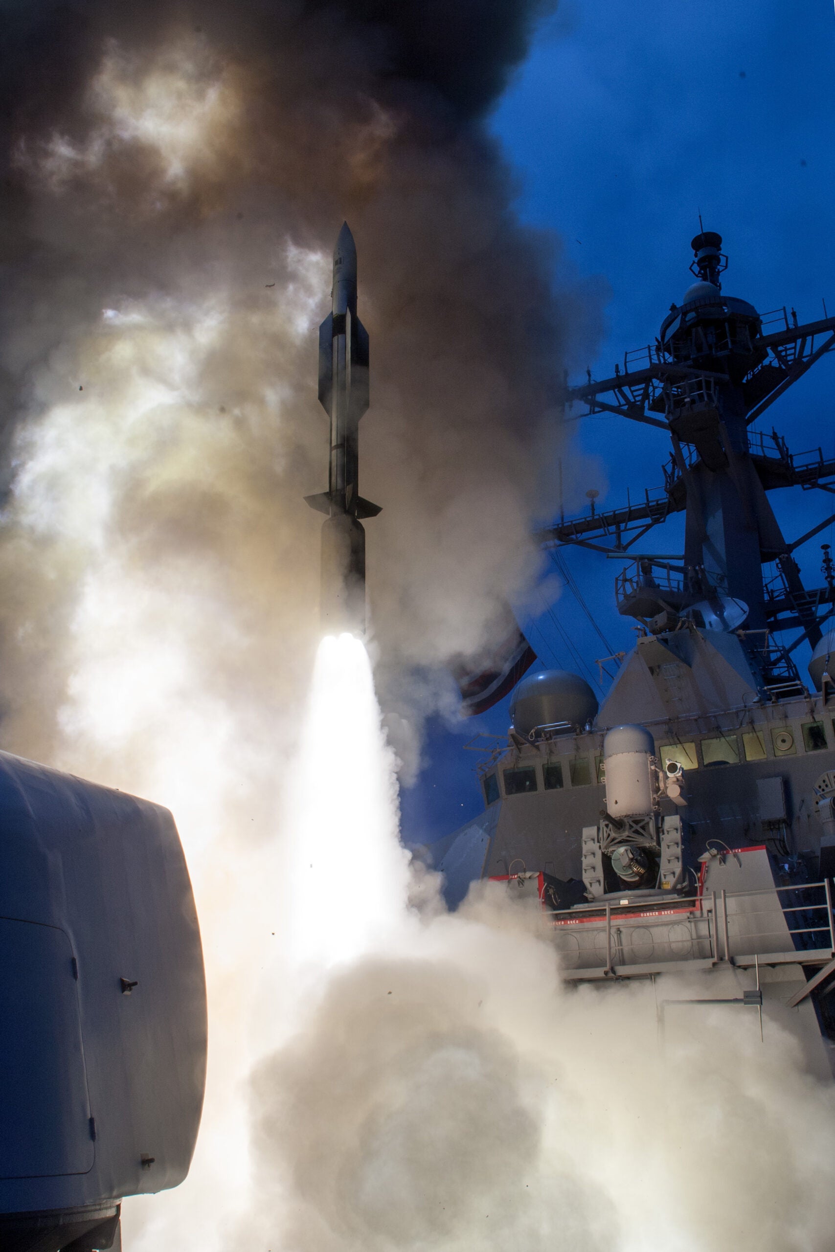 The Arleigh-Burke class guided-missile destroyer USS John Paul Jones (DDG 53) launches a Standard Missile-6 (SM-6) during a live-fire test of the ship's aegis weapons system. Over the course of three days, the crew of John Paul Jones successfully engaged six targets, firing a total of five missiles that included four SM-6 models and one Standard Missile-2 (SM-2) model. (U.S. Navy photo/Released)