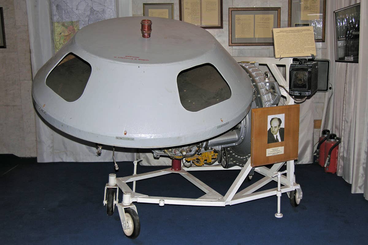 The Ladoga-3 radar for the A-60 aircraft in the museum of the Phazotron-NIIR company in Moscow. <em>Piotr Butowski</em>