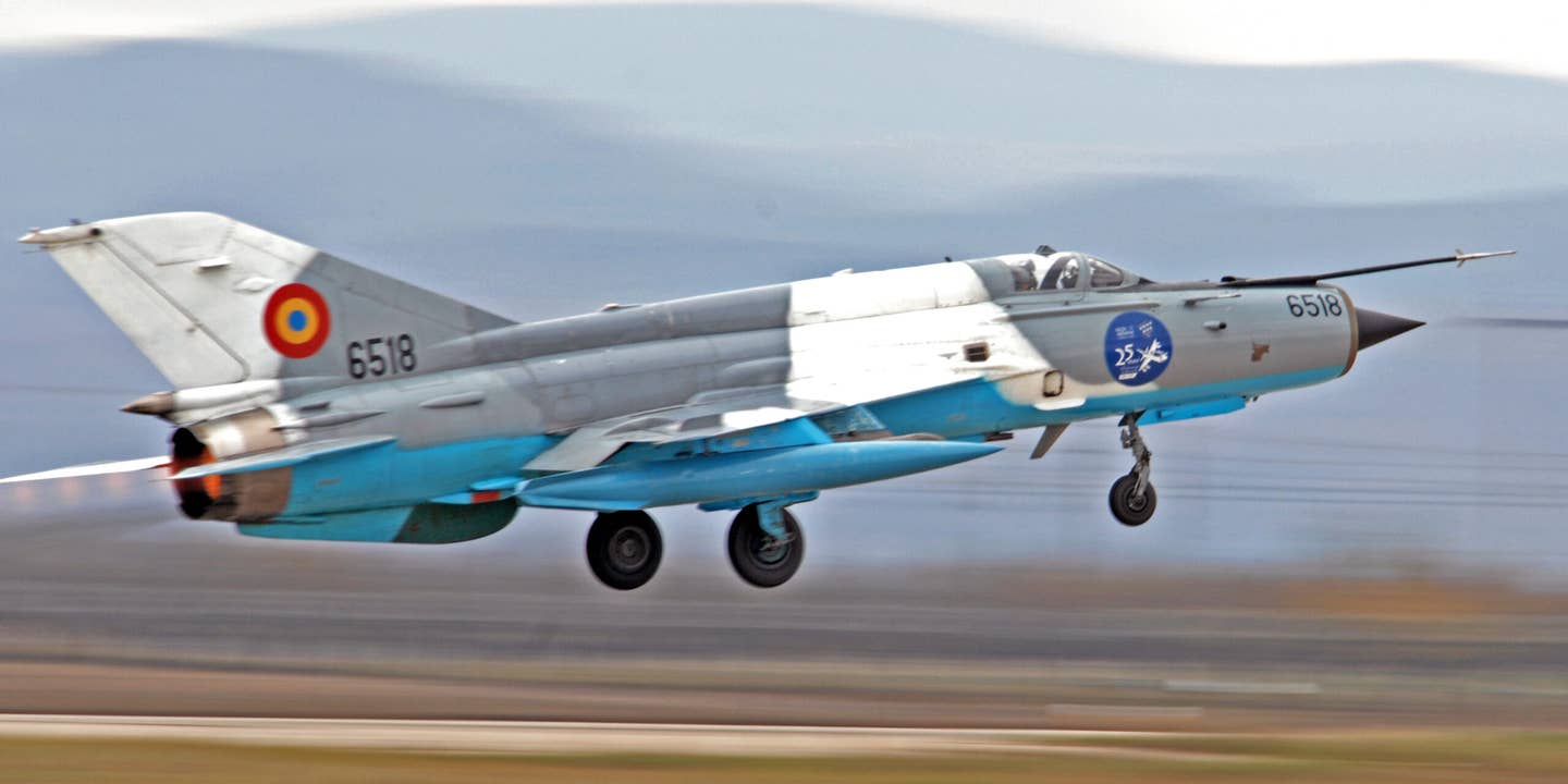 MiG-21 LANCER