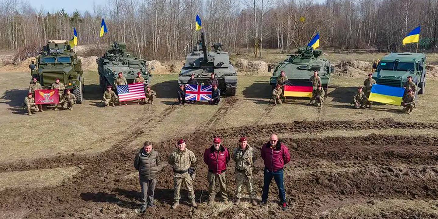 Armor arrives UKRAINE