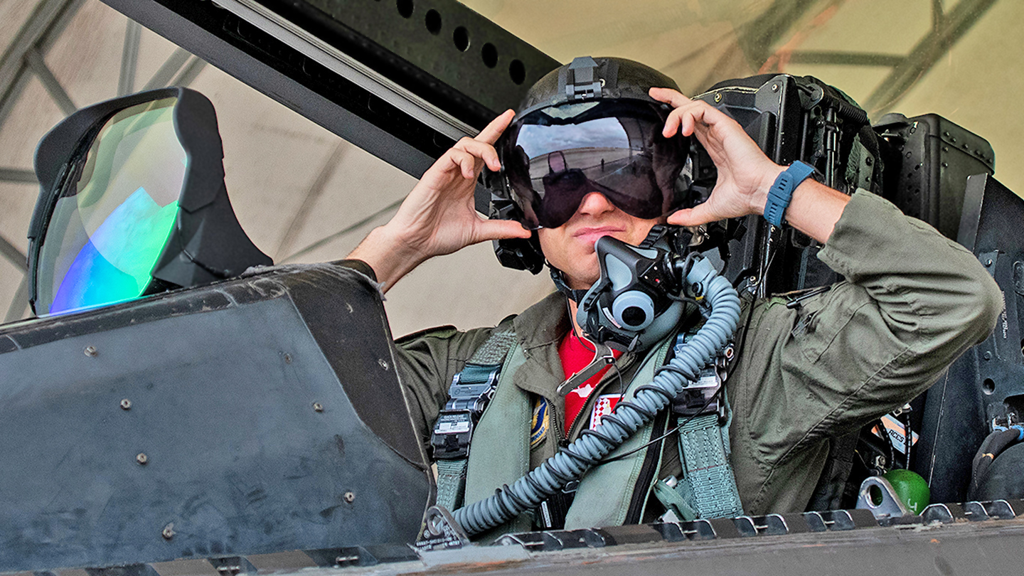 F-22 Raptor pilots are testing the new Next-Generation Fixed Wing Helmet
