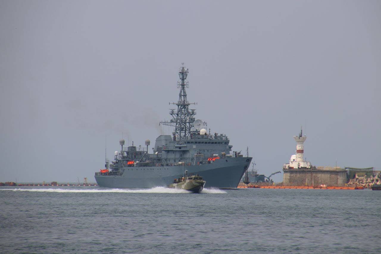 A photo claiming to show the <em>Ivan Khurs</em> returning to Sevastopol today. (Black Sea Fleet Telegram photo)