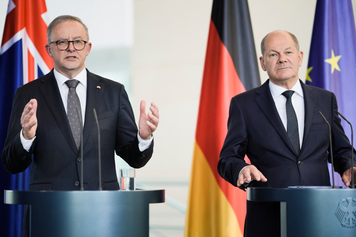 German Chancellor Olaf Scholz, right, and Australian Prime Minister Anthony Albanese brief the media during a news conference after a meeting at the chancellery in Berlin, Germany, Monday, July 10, 2023. (AP Photo/Markus Schreiber)