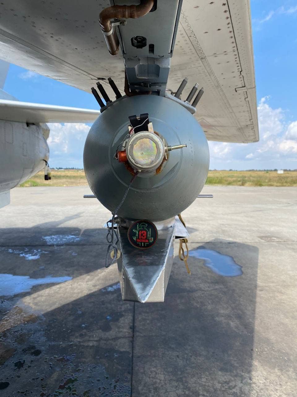 A FAB-500M-62 bomb with UMPK kit, loaded on a Su-24M Fencer strike aircraft, in July 2023.&nbsp;<em>Tactical Telegram channel</em>