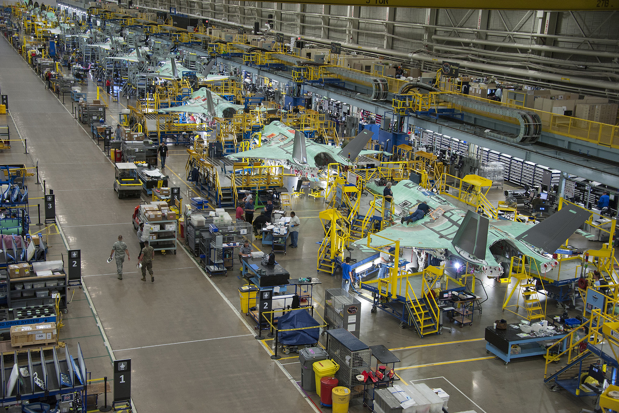 Lockheed Martin Fort Worth Texas Photo by Alexander H Groves   Production Line from Monorail    FP170764    1707383   JSF   F-35   AF Plant 4   04_06_17   Leeya Davis   Image has NOT been released   FOUO   FOR OFFICIAL USE ONLY