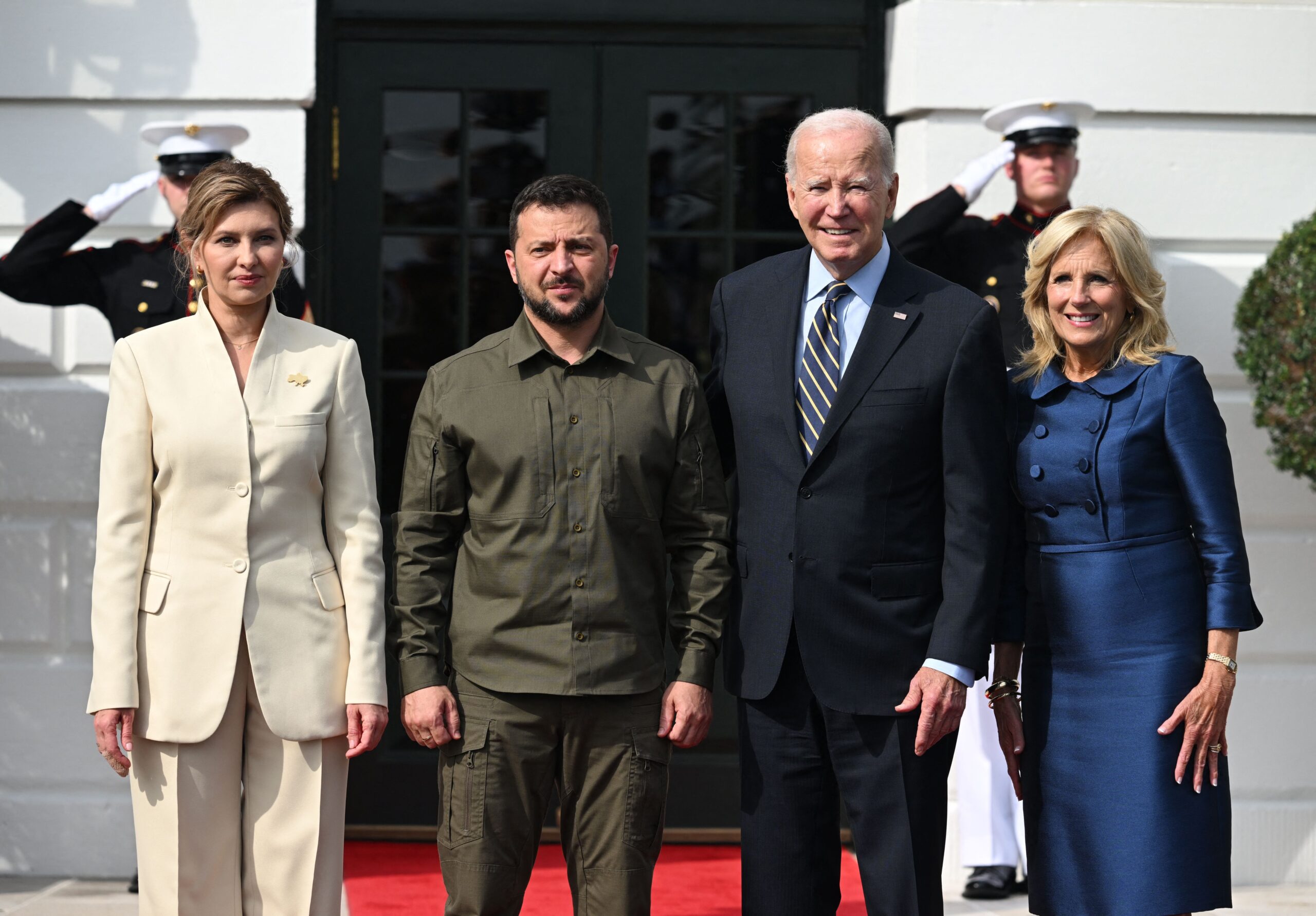 U.S. President Joe Biden and First Lady Jill Biden welcome Ukrainian President Volodymyr Zelensky and First Lady Olena Zelenska at the South Portico of the White House in Washington, DC, on September 21, 2023. <em>Photo by SAUL LOEB/AFP via Getty Images</em>