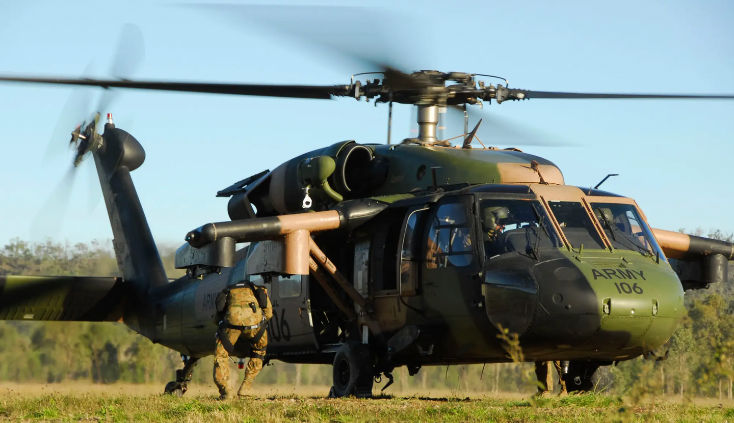 An Australian Army S-70A-9 Black Hawk preparing to lift off at Shoalwater Bay Training Area during exercise Talisman Saber 07.&nbsp;<em>COMMONWEALTH OF AUSTRALIA, DEPARTMENT OF DEFENSE</em>