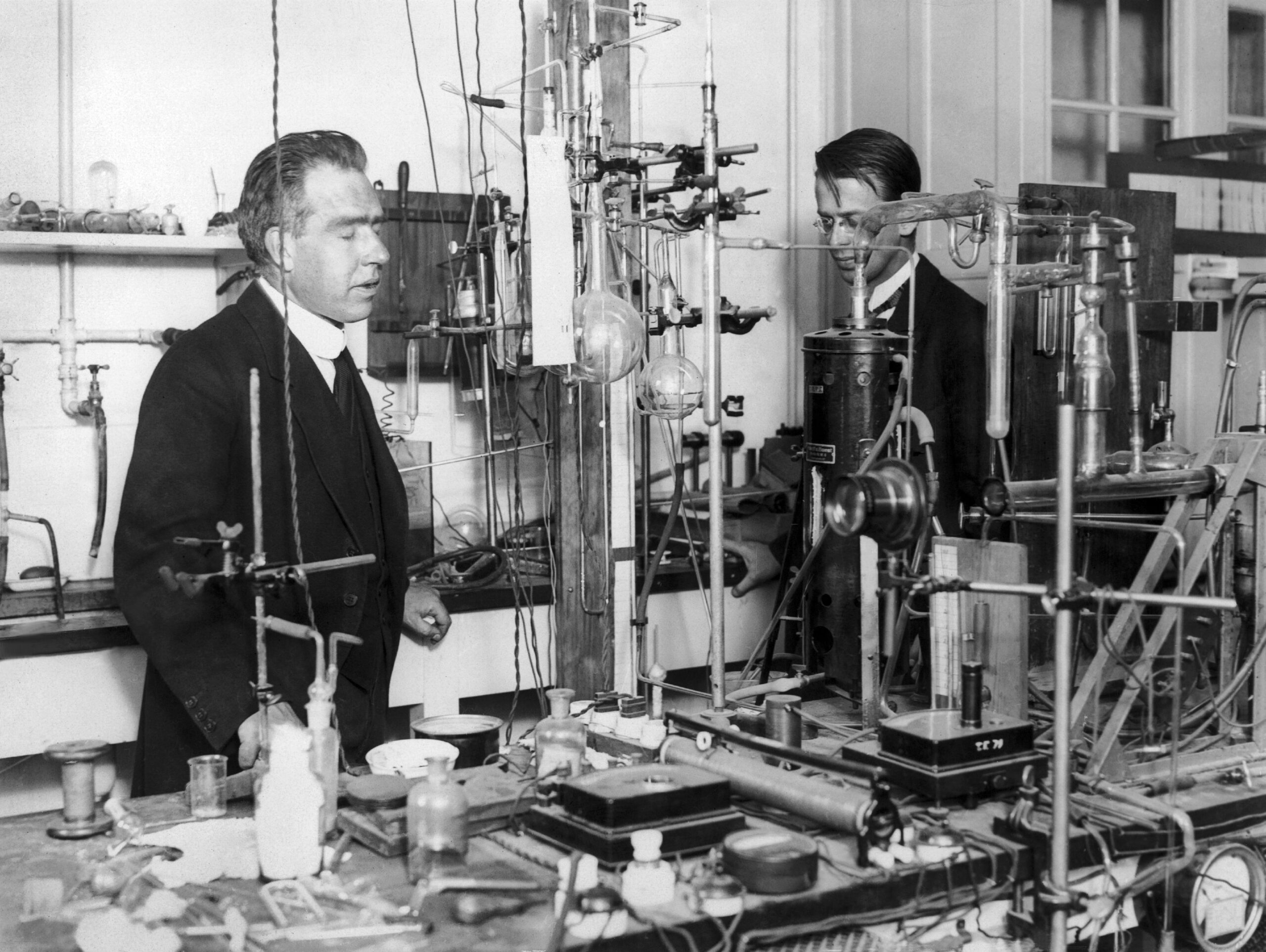 The Nuclear Scientist And The Warplane That Became Britain’s Most ...