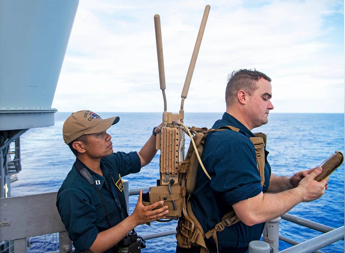The backpack-mounted Drone Restricted Access Using Known Electronic Warfare counter-drone system, or DRAKE, is an example of the kind of "RF defeat type solutions" Anduril's Brose was referring to at the media roundtable earlier this week. <em>USN</em>