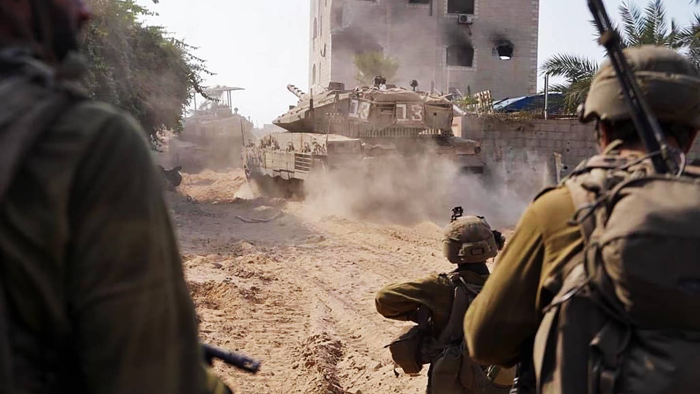 IDF forces have encircled gaza city