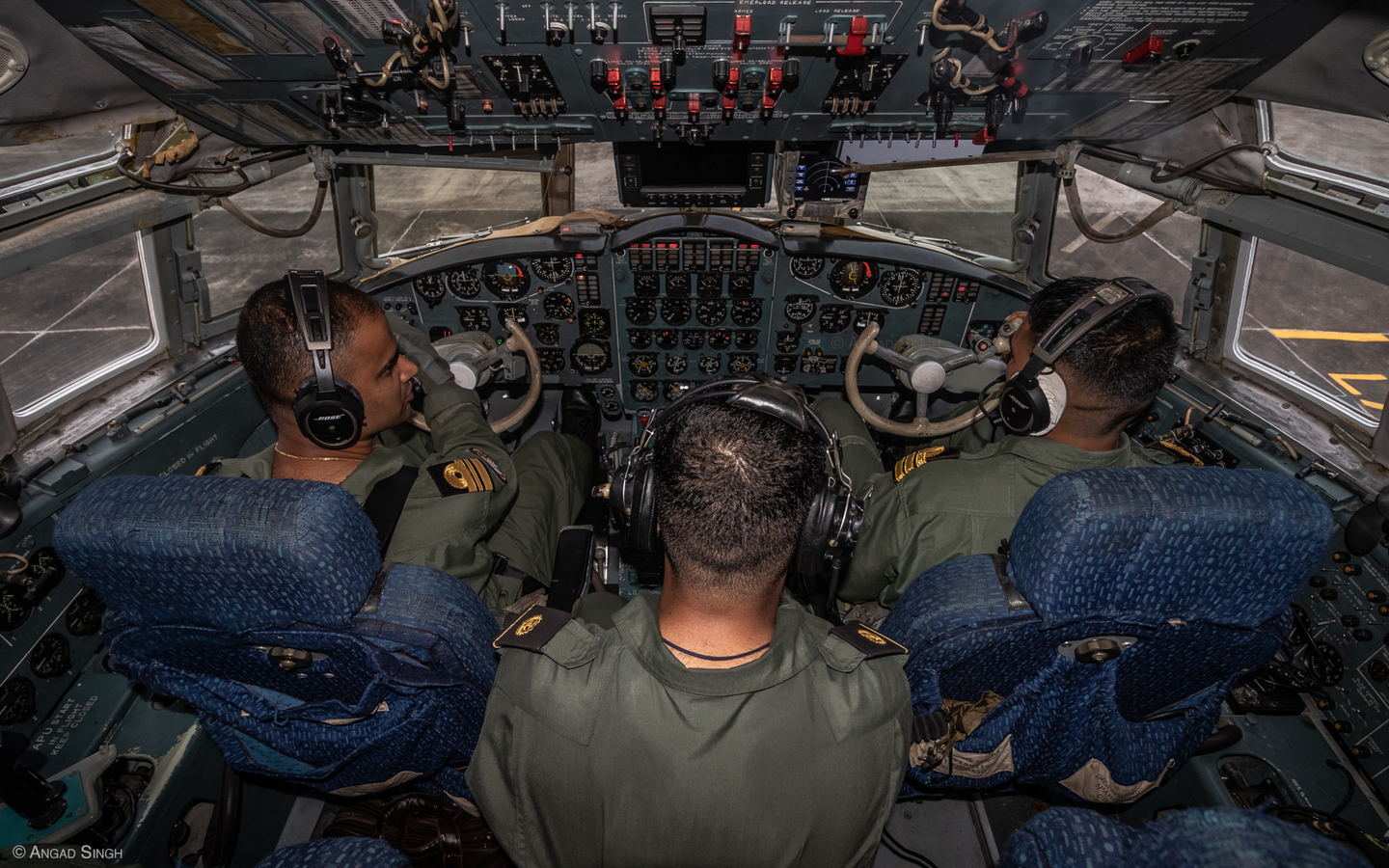 The Il-38 flight deck is typically Russian — an analog smorgasbord. <em>Angad Singh</em>