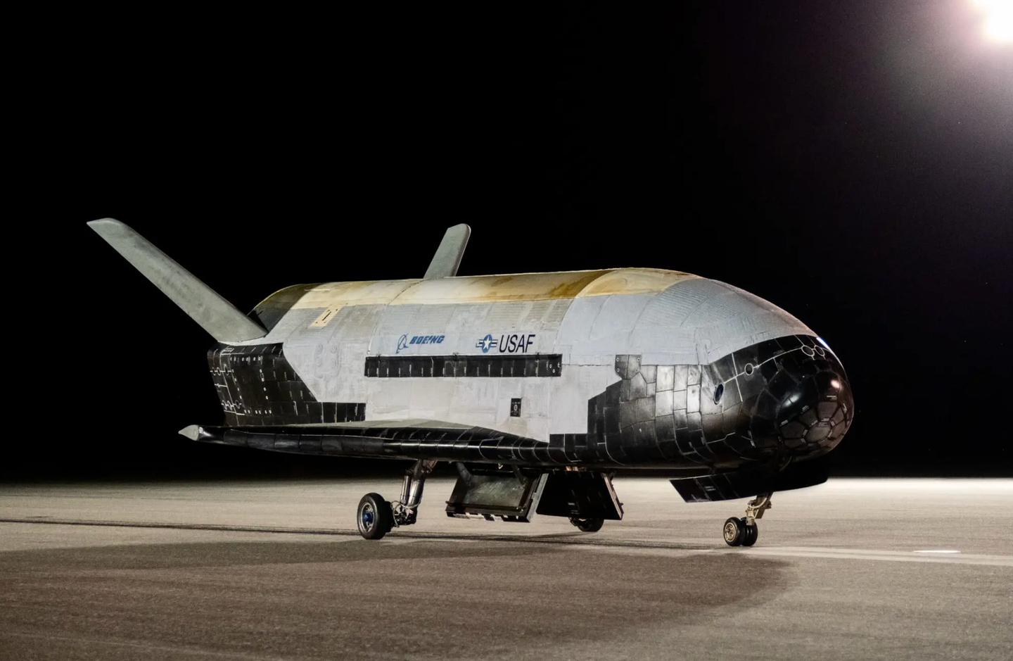 The X-37B rests on the flight line at Kennedy Space Center, Florida, on November 12, 2022, after it concluded its sixth successful mission that lasted 908 days.&nbsp;<em>U.S. Air Force photo by Staff Sgt. Adam Shank</em>