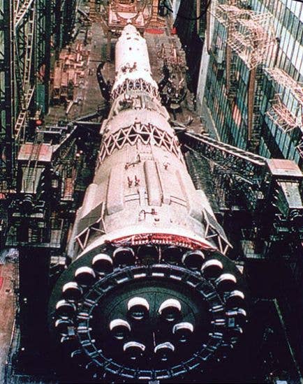Soviet N1 Rocket showing the 30 rocket engines of its first stage. <em>Unknown author</em>