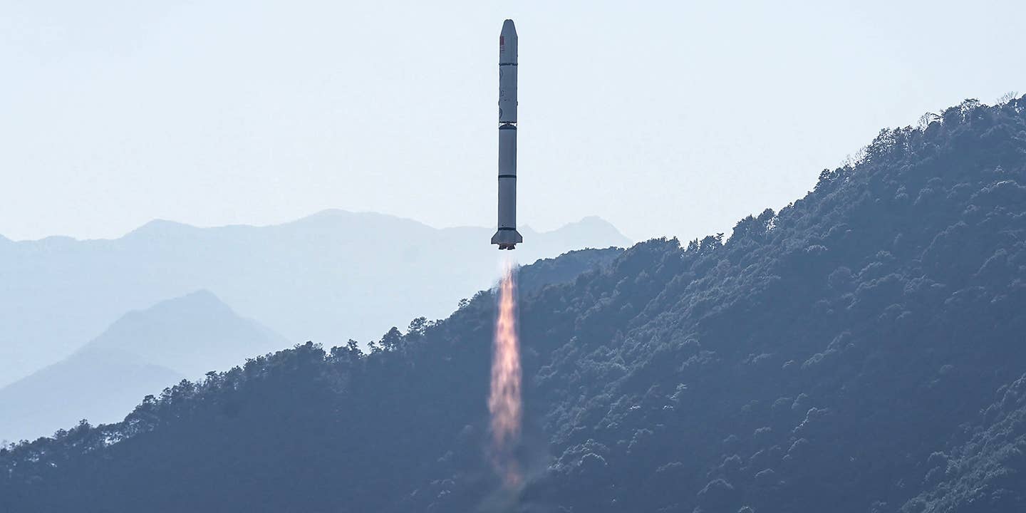Chinese satellite launch rattlesTaiwan.
