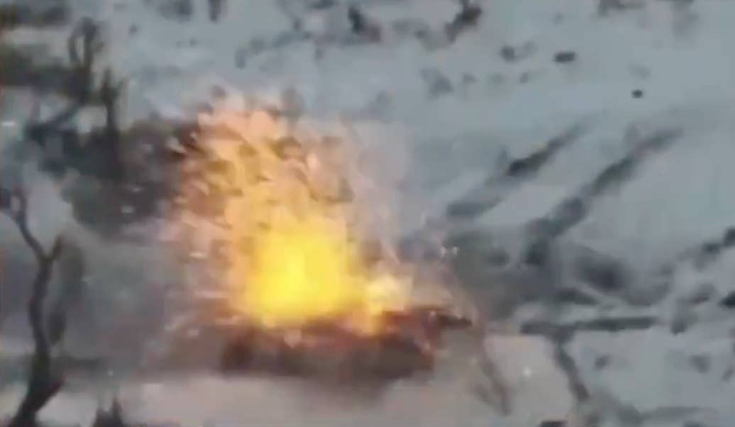 One of several direct hits Bradley Fighting Vehicle gunner Serhiy was able to land on a Russian T-90M tank. (<em>TCH</em> screencap)