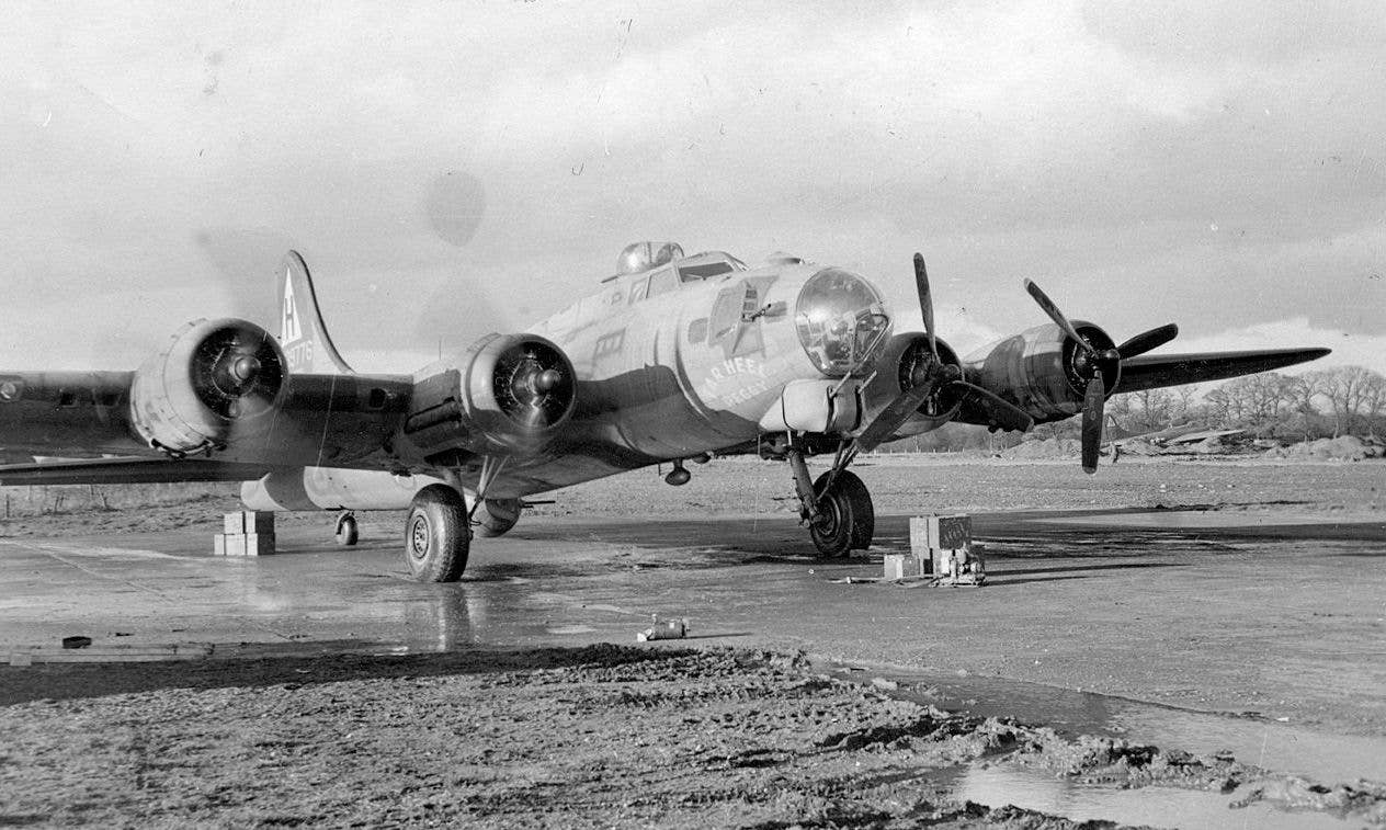 A B-17G of the 306th Bomb Group, fitted with a chin turret, from a photograph dated November 1943. The original caption read: “The new chin turret — so-called because it is fitted under the ‘chin’ of the aircraft — is the latest addition to the armor of the Flying Fortress.” <em>United States Army Air Forces</em>