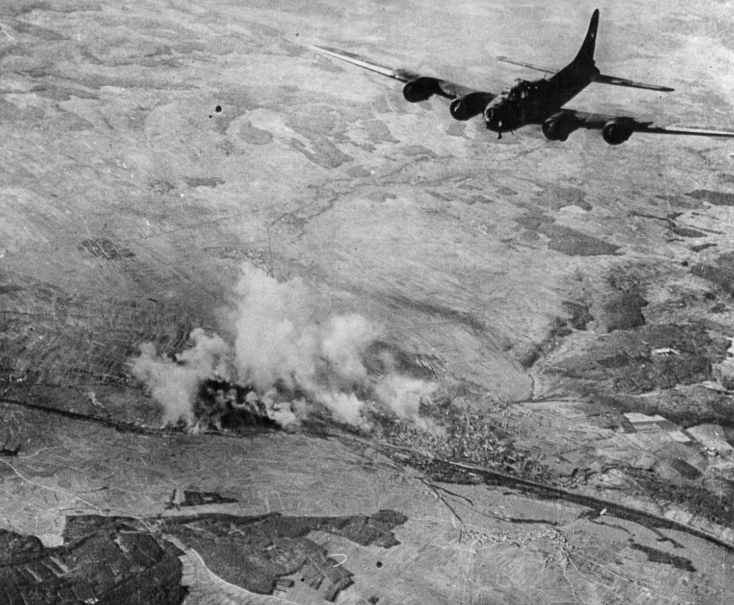 A B-17 of the Eighth Air Force heads back from the raid against Schweinfurt, Germany, on October 14, 1943, an operation that came to be known as known as ‘Black Thursday.’ <em>U.S. Air Force photo</em><br>