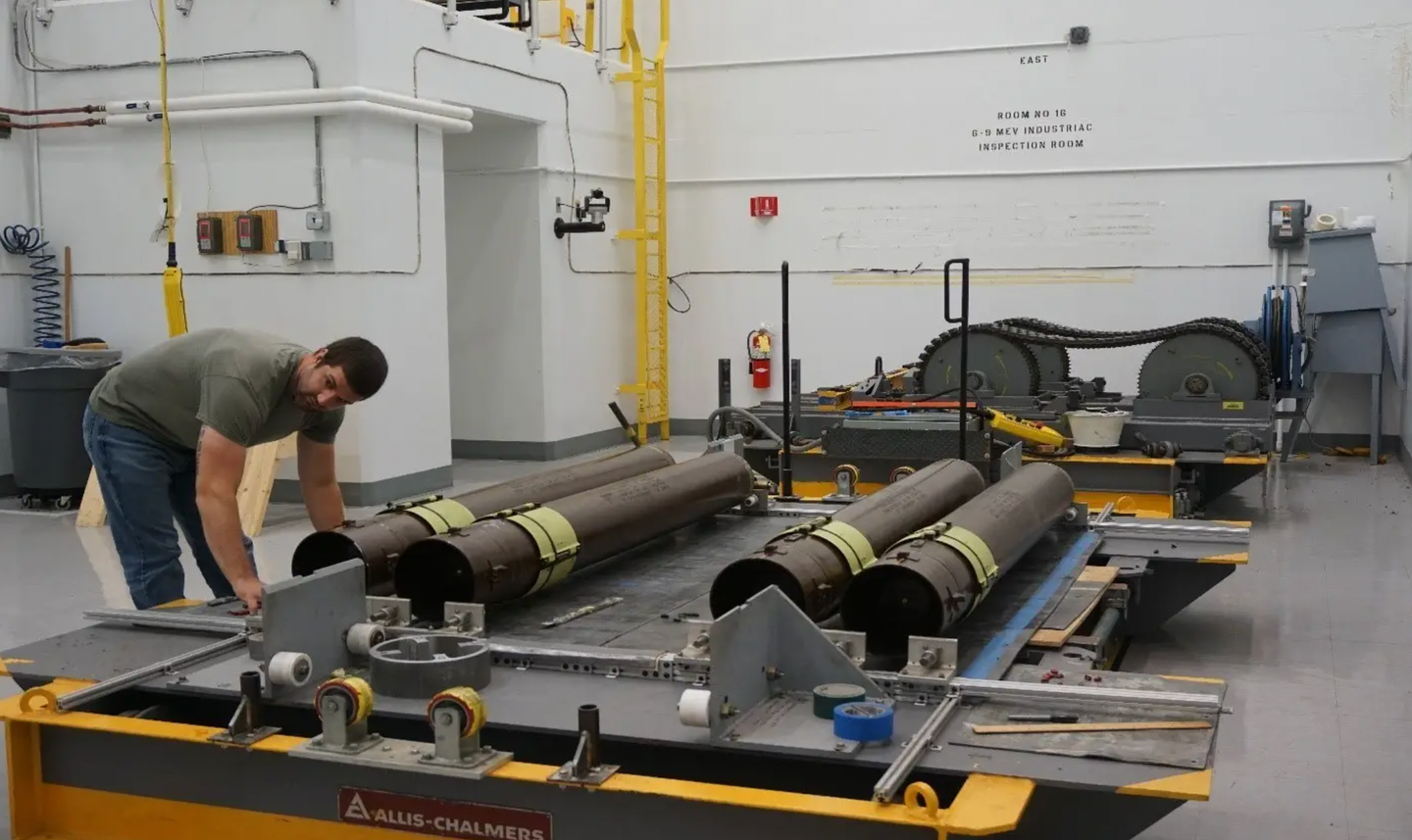 M26 rocket motors are prepared for testing at the Letterkenny Munitions Center, Pennsylvania.&nbsp;<em>U.S. Army</em>