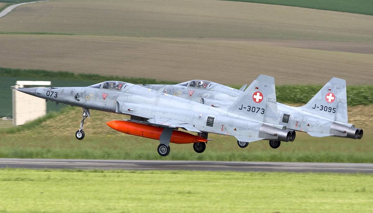 A pair of Swiss Air Force F-5E Tiger IIs in 2009. <em>Peter Bakema via Wikimedia</em>