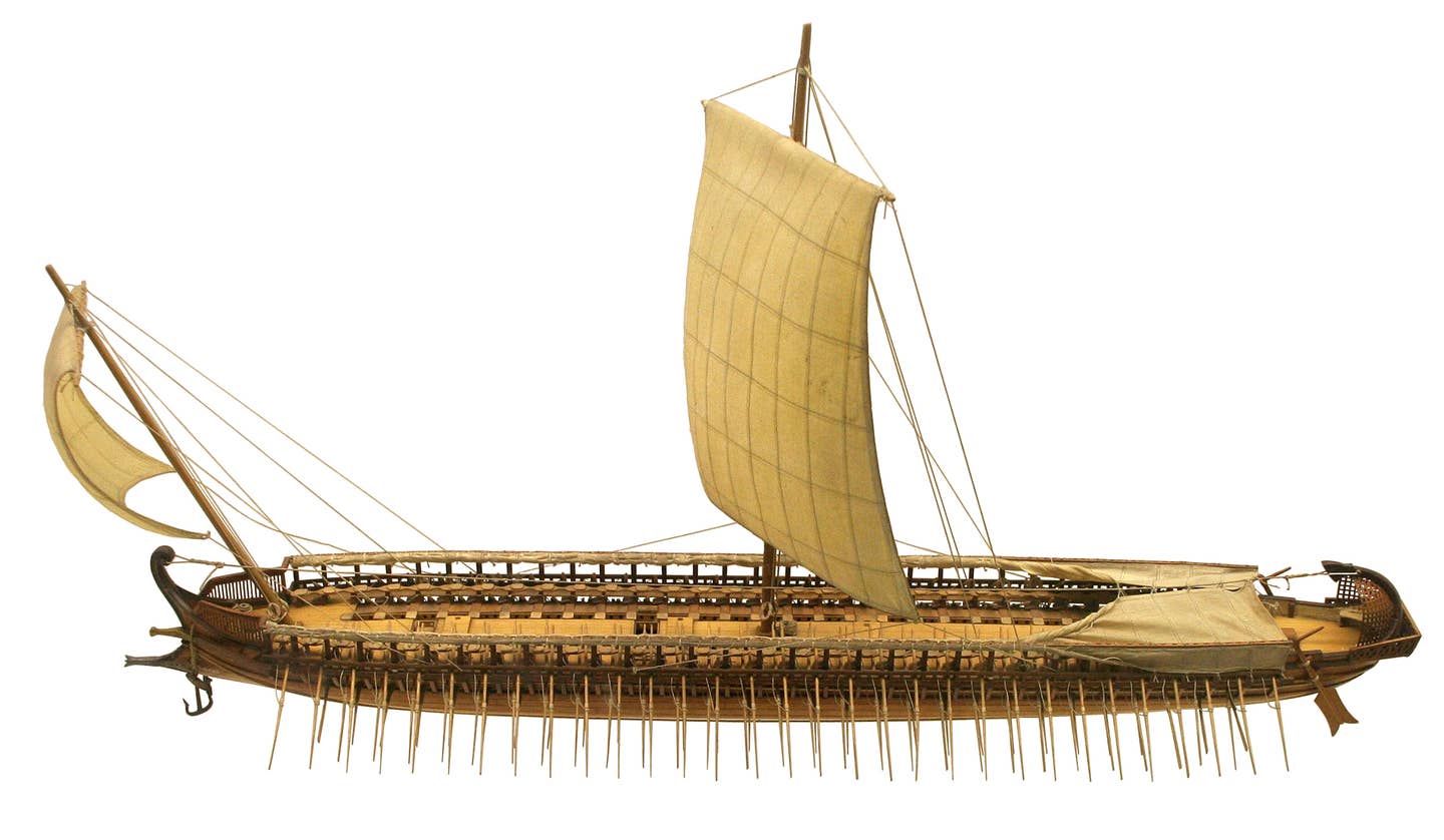 Model of a Greek trireme. <em>MatthiasKabel via Wikimedia Commons, CC-BY-SA-3.0</em>