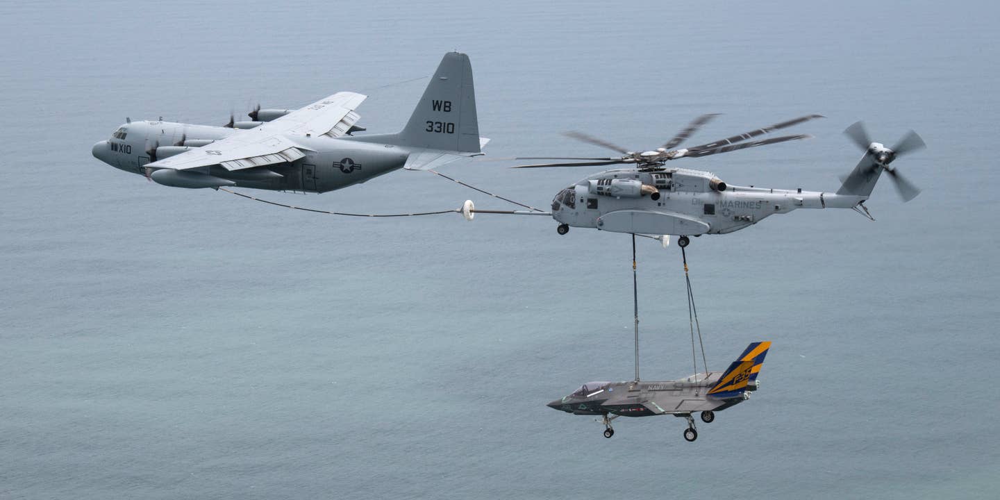 A US Marine Corps CH-53K recently carried the stripped-down hulk of an F-35C fighter from one base to another and refueled in mid-air along the way.