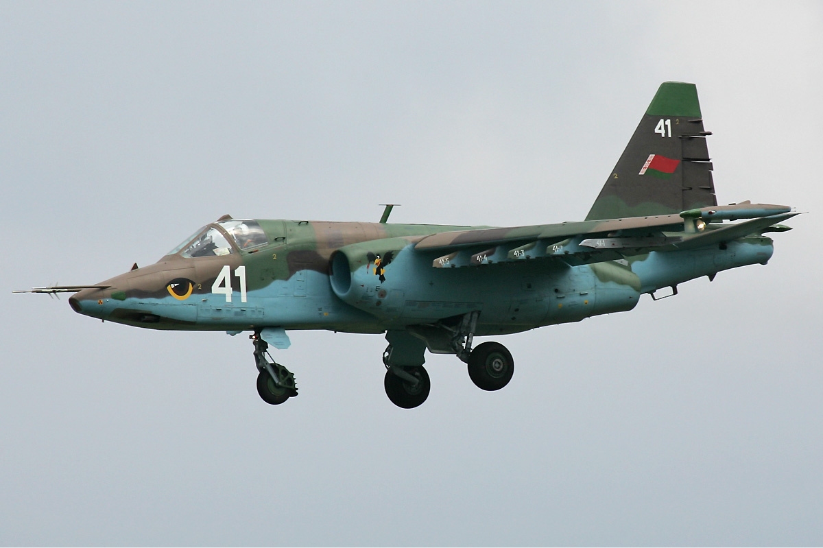 Belarusian Air Force Sukhoi Su-25. <em>Dmitriy Pichugin/Wikimedia Commons</em>