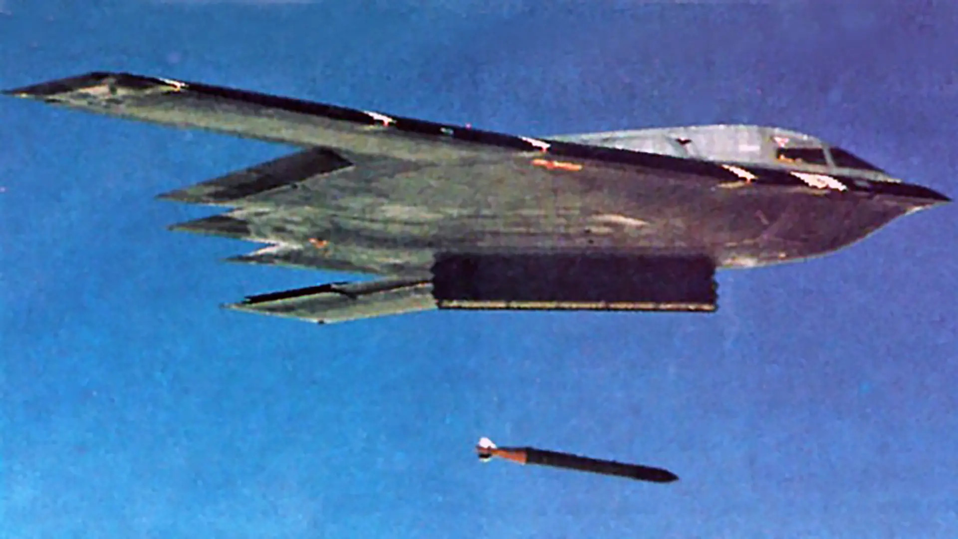 A B-2 bomber drops a GAM-series bomb. <em>USAF</em>