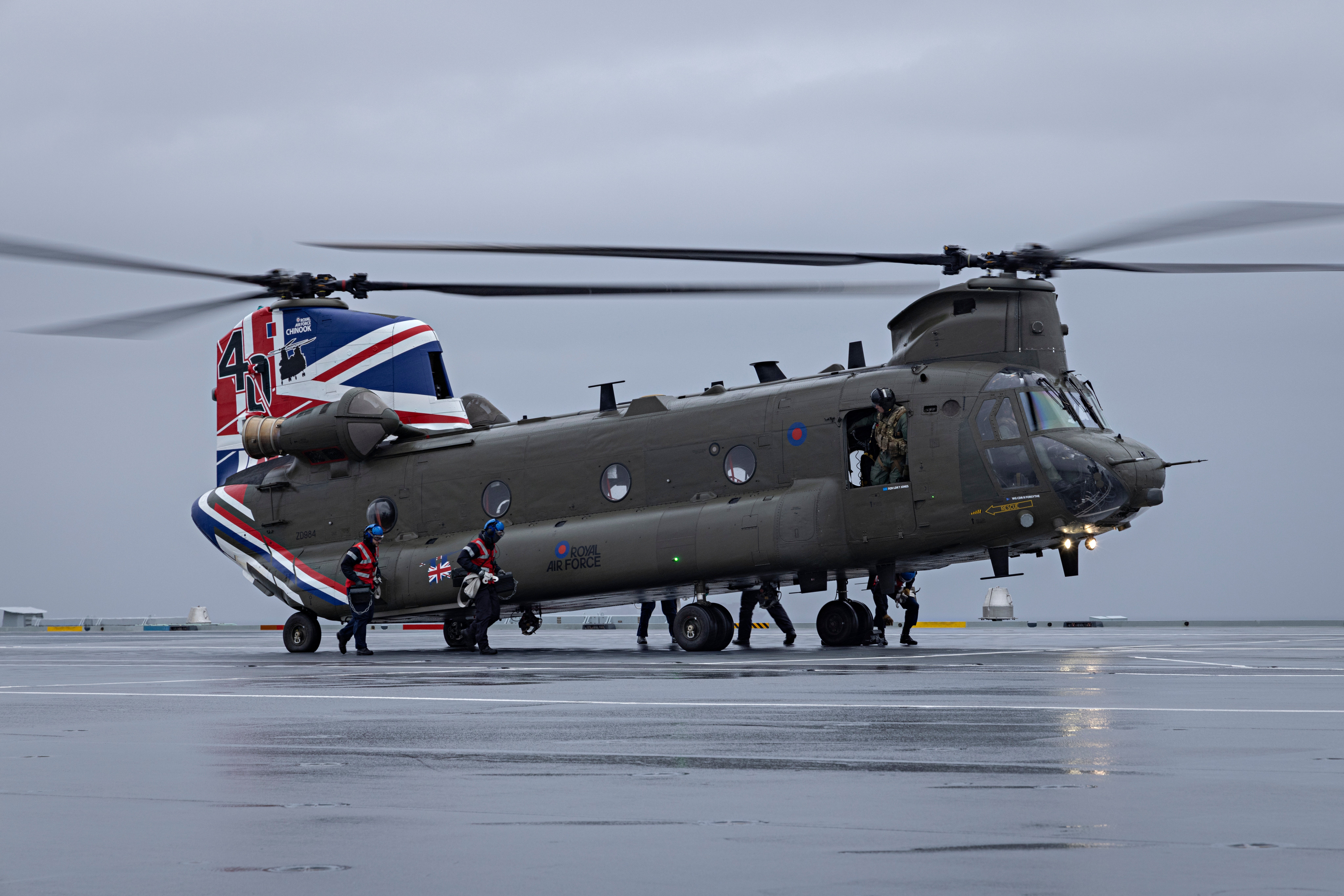 Royal Air Force Odiham celebrated the 40th anniversary of the Chinook helicopter entering RAF Service with a commemorative new colour scheme.

Pictured is a Chinook (CH47) from 27 Squadron, RAF Odiham which landed on the flight deck of HMS Prince Of Wales on 12th May 2021.

The helicopter displayed the red, white and blue colours to celebrate its 40th anniversary.

Throughout its 40 years of service the Chinook has made an immeasurable contribution to the Service, supporting communities across the UK and operating in every major conflict since the Falklands War.