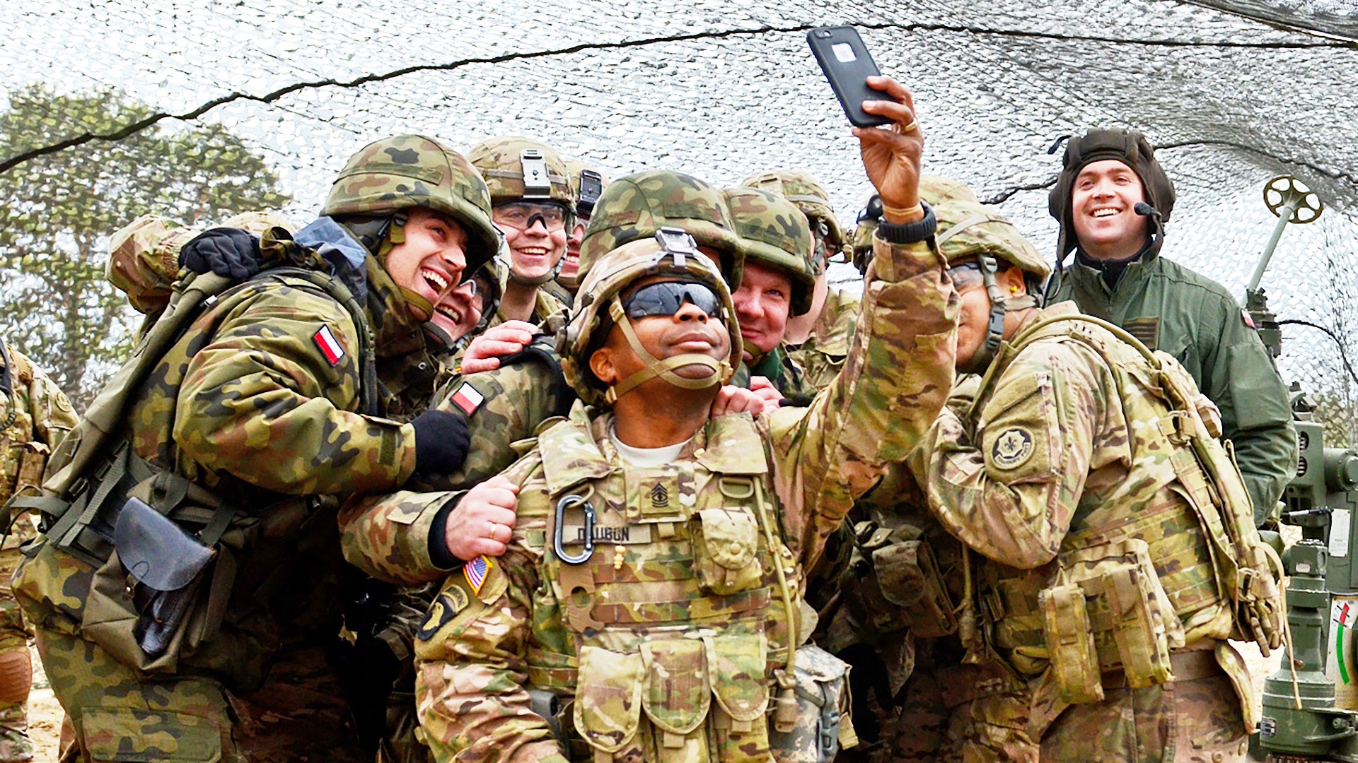 Russia Breaks into US Soldiers’ iPhones in Apparent Hybrid Warfare Attacks