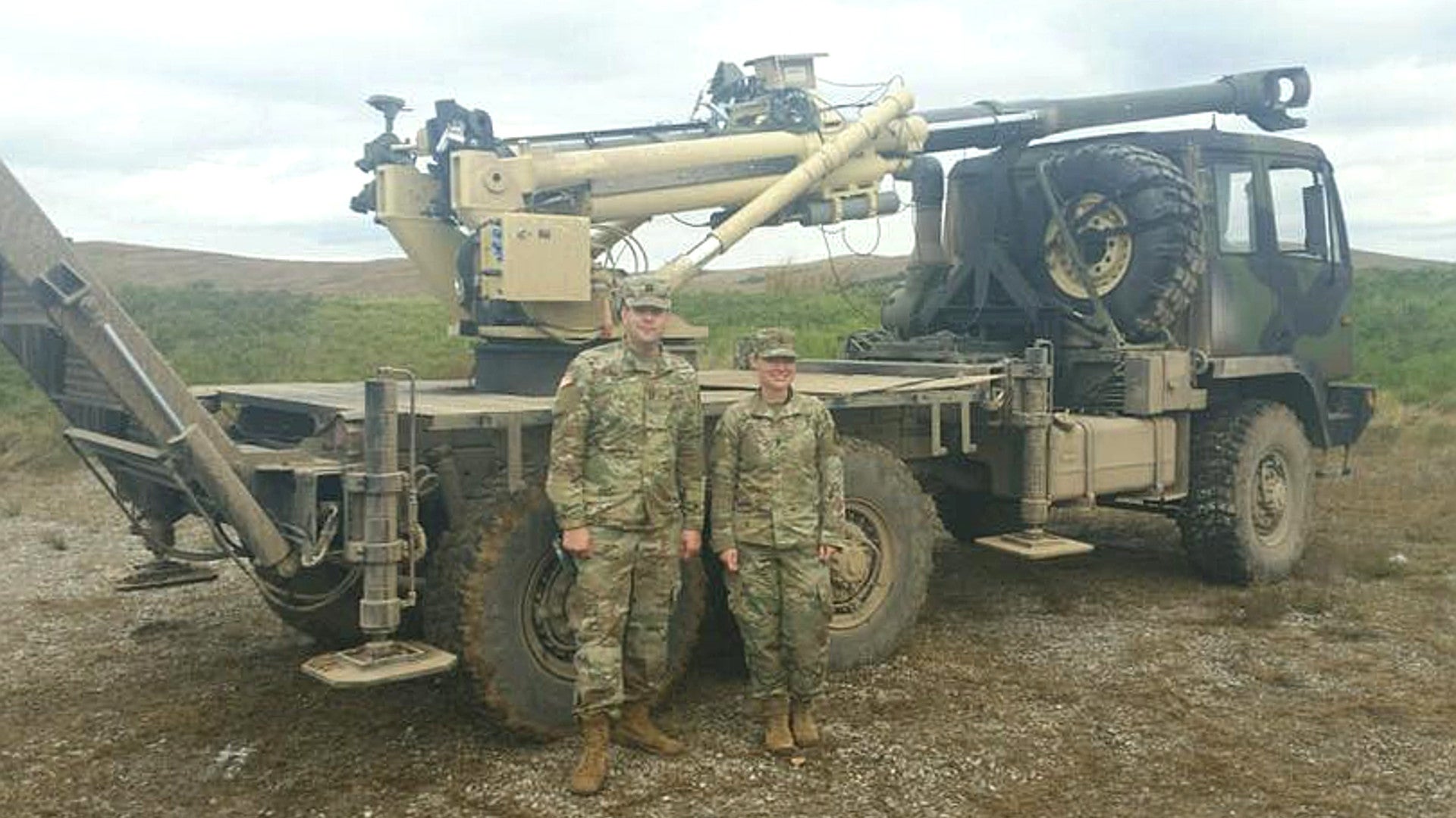 Army Tests Low-Recoil 155mm Howitzer Small Enough To Fit On The Back Of A Truck