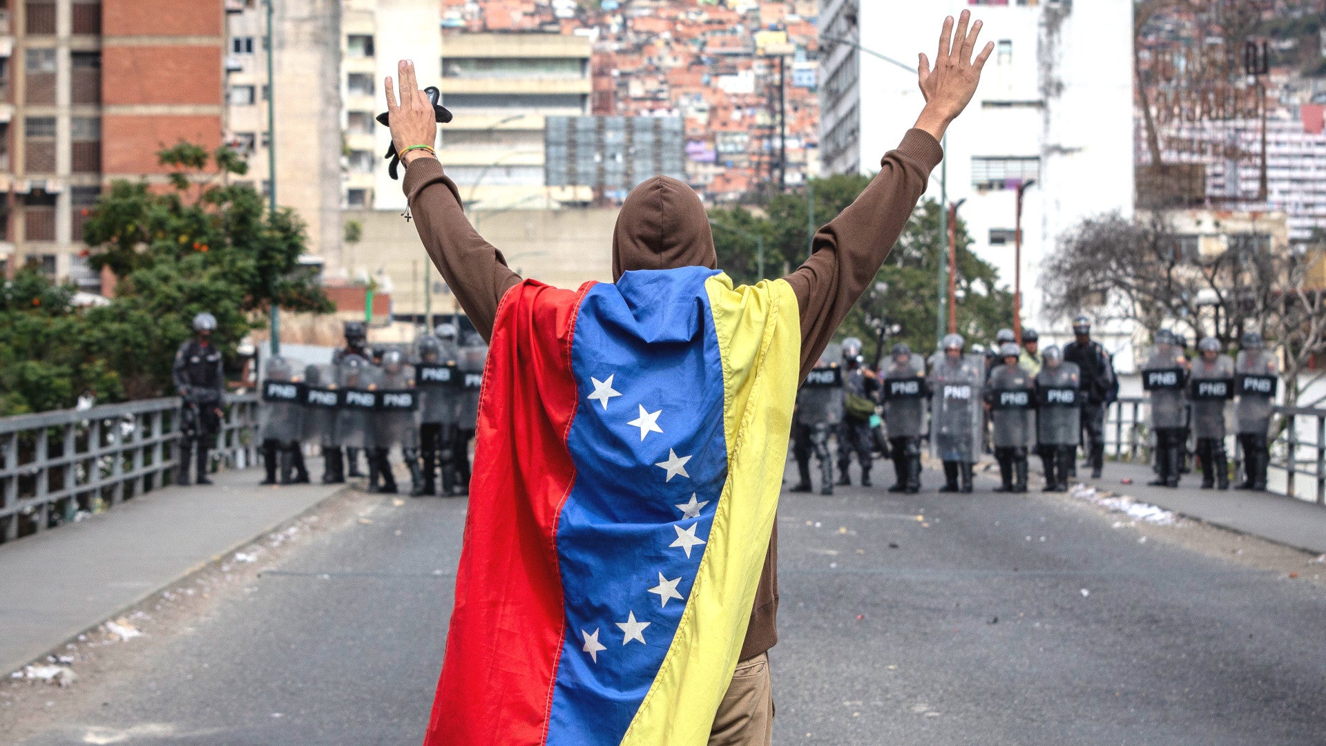 If The U.S. Has To Pull Its Diplomats Out Of Venezuela, Here’s How They Would Do It