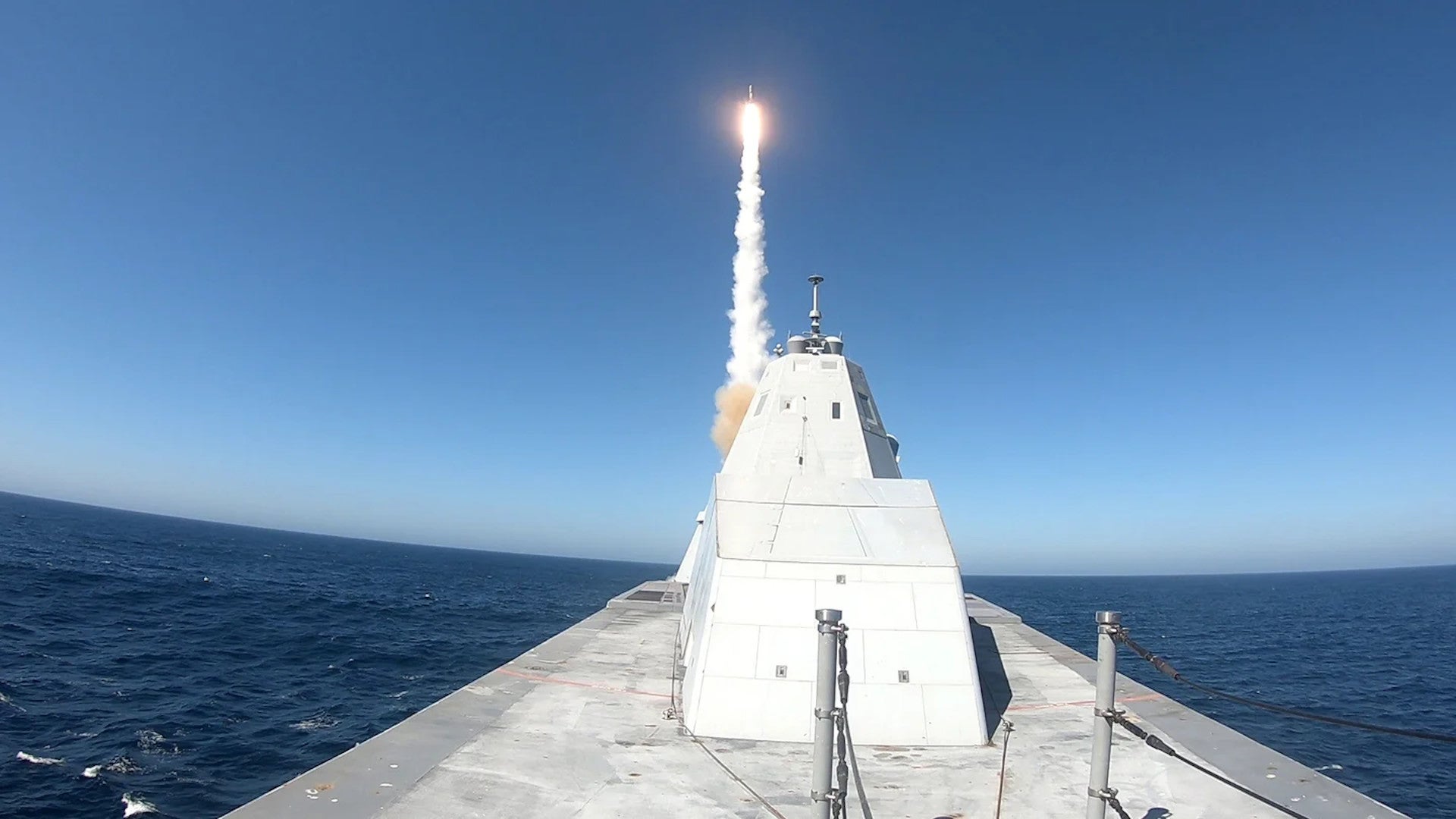 The Navy’s Stealth Destroyers Will Have Their Deck Guns Replaced With Hypersonic Missiles